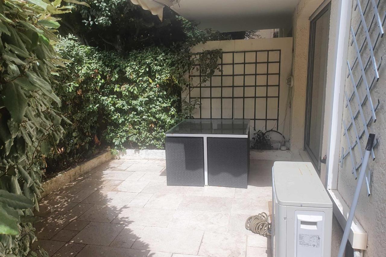 Charming 42M With Terrace In The City Center Saint-Tropez Eksteriør bilde